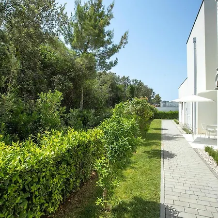 Residence 25 Petrcane Exterior photo